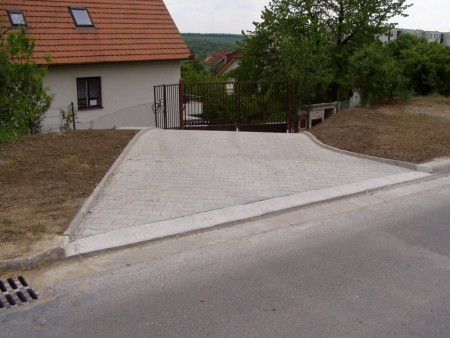 Příjezd k domu Brno - Líšeň